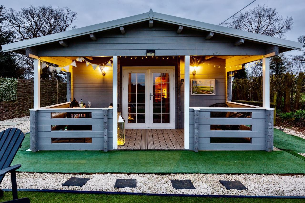 Sunset Log Cabin Sudbury  Exterior photo